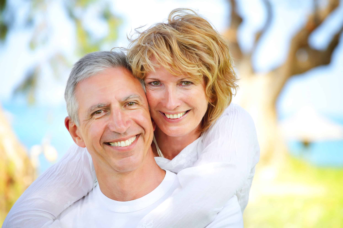 protecting your smile as you age with dentures