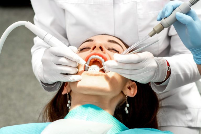 How to Brush Your Teeth After a Tooth Extraction