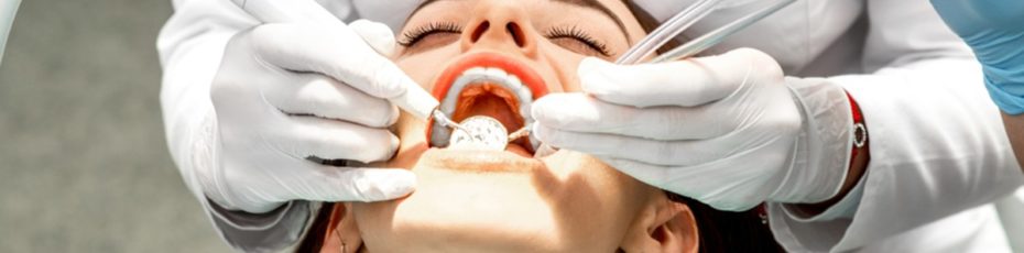 how to brush your teeth after a tooth extraction