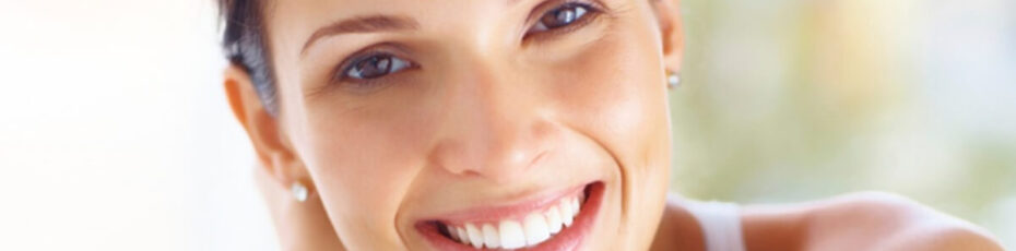 how to whiten your teeth and improve your smile