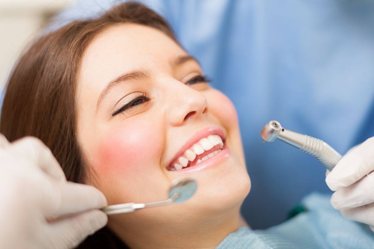 7 things to avoid after tooth extraction