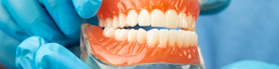 what is the cost of different types of dentures, and how long do dentures last